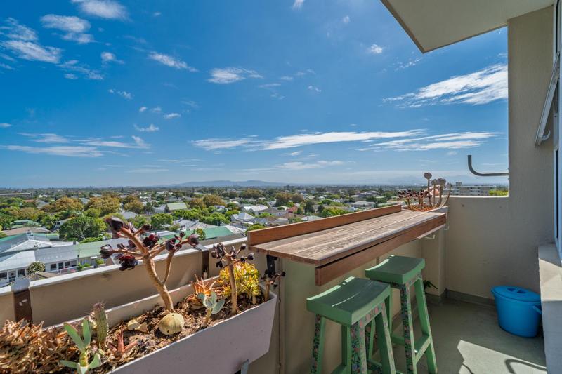 2 Bedroom Property for Sale in Kenilworth Western Cape